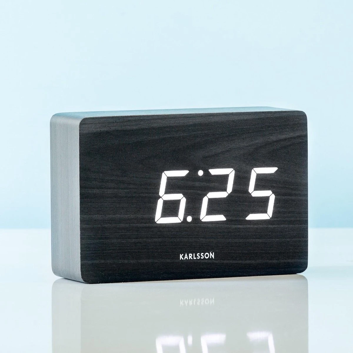 Karlsson Wekker Square - Zwart Fineer, Wit LED - 15x4,8x10cm - Afbeelding 2