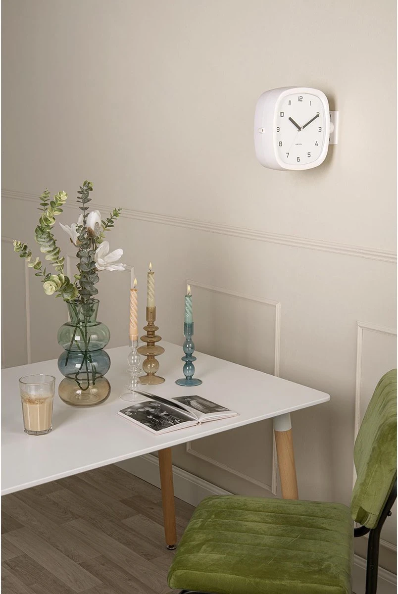 Karlsson Wandklok Doubler - Rubberized Wit - 29x24,5x9,5cm - Afbeelding 2